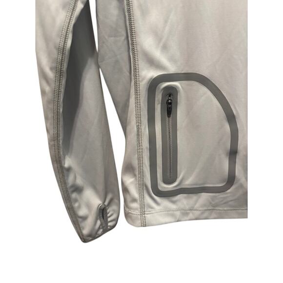 L. L. Bean Hoody No Fly Zone Hooded Pullover NWT in Gray Women Misses size Small - Picture 12 of 13